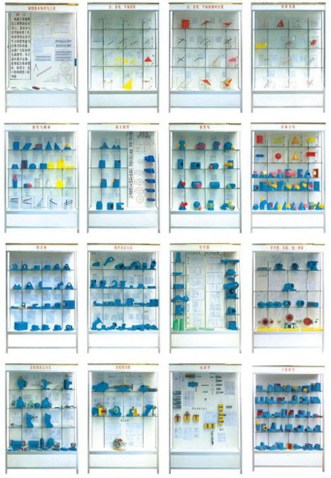 CTRY-118型《机械制图》示教陈列柜
